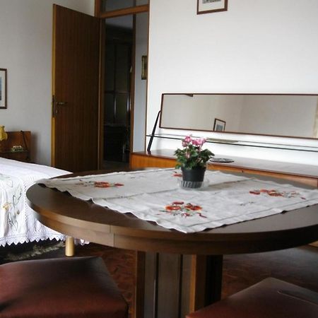La Casa Dei Pini Bed and Breakfast Malnate Exteriör bild